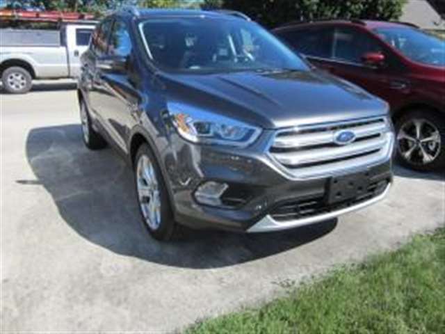 Ford Escape Titanium 4dr SUV SUV